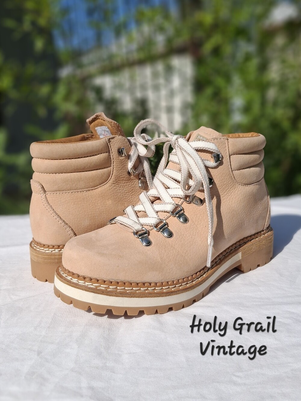 Montelliana 1965 Women's Marlena Beige Nubuck And Leather Lace-Up Boots Size 6
